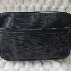 Louis Vuitton Trocadero 27 Black Shoulder Bag Epi Leather